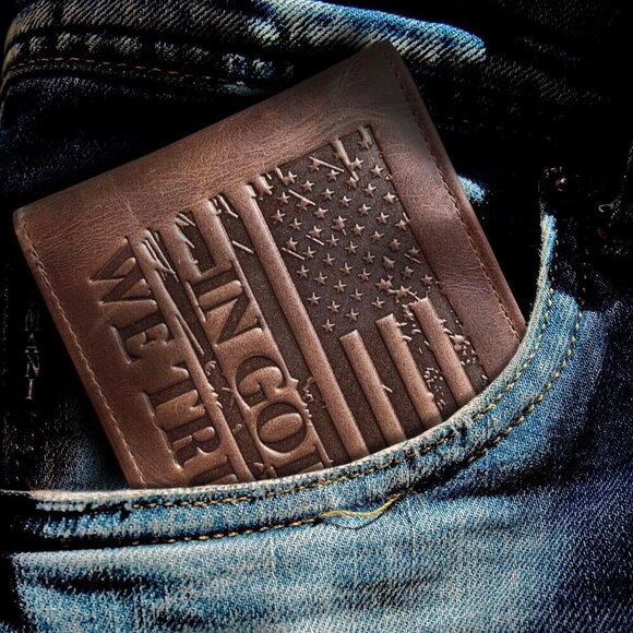 ‘IN GOD WE TRUST’ Blocking & 9 Card Slots Leather Patriotic American Flag Wallet - Picture 10 of 14